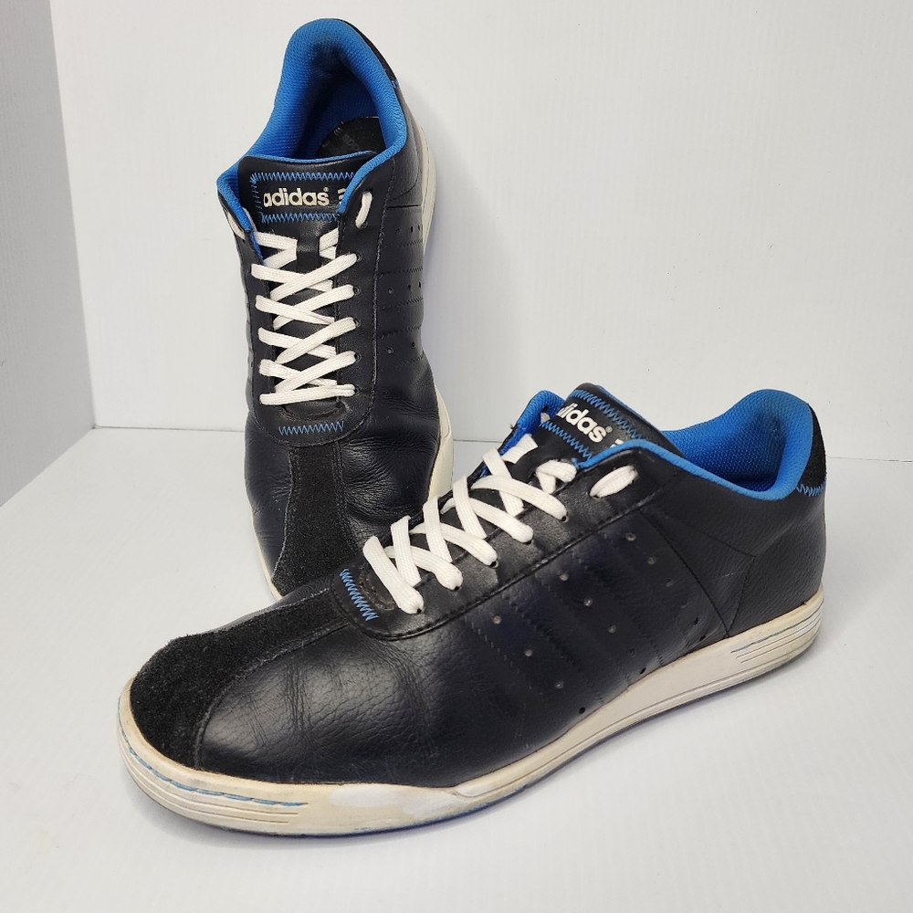 Addidas Golf Shoe. Size 11. Black with Blue.